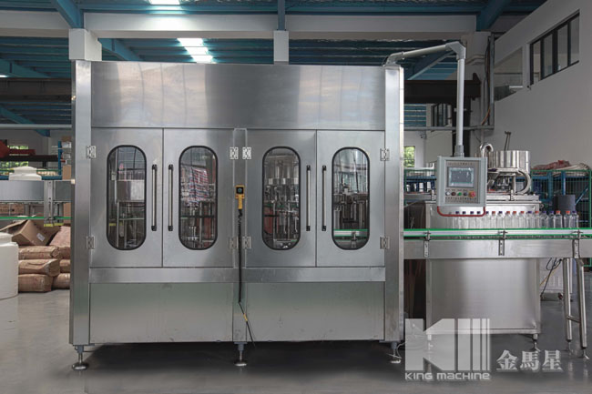 含汽18-18-6飲料灌裝機(jī)