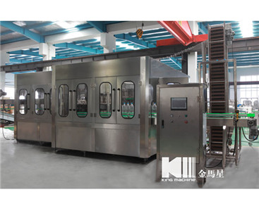 金馬星三合一灌裝機(jī)設(shè)備操作注意事項(xiàng)